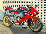 Honda CBR 1000 Super Sports Petrol Manual Euro 4 (192 ps) 35
