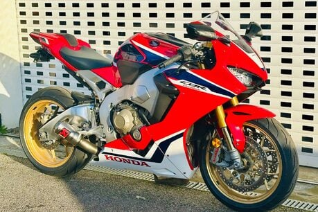 Honda CBR 1000 Super Sports Petrol Manual Euro 4 (192 ps) 35