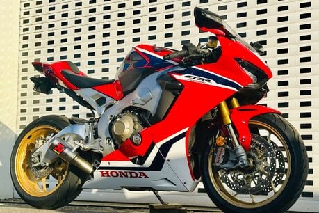 Honda CBR 1000 Super Sports Petrol Manual Euro 4 (192 ps) 2