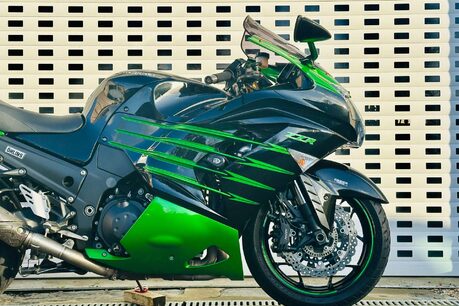 Kawasaki ZZR1400 1400 Performance Sport Sports Tourer Petrol Manual Euro 4 (200 ps) 6