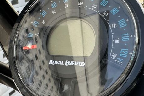 Royal Enfield Super Meteor 0.6 Super Meteor 650 18