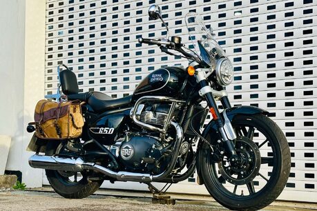 Royal Enfield Super Meteor 0.6 Super Meteor 650 2