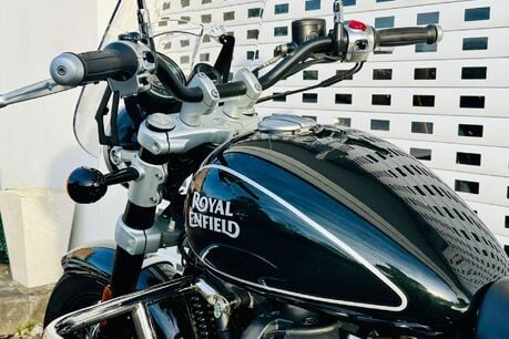 Royal Enfield Super Meteor 0.6 Super Meteor 650 10