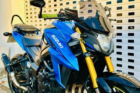 Suzuki GSX 0.7 GSXS 750 Z Phantom 10