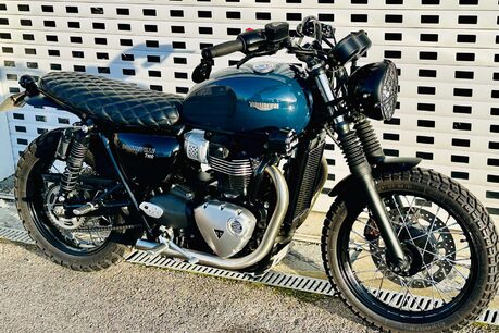 Triumph Bonneville 0.9 Bonneville T100 18