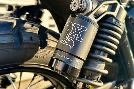 Triumph Bonneville 0.9 Bonneville T100 11