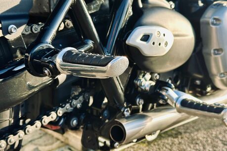 Triumph Bonneville 0.9 Bonneville T100 10