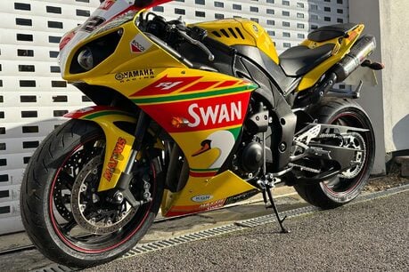 Yamaha YZF R1 YZF R1 SWAN RACING 12