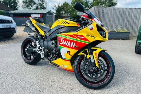 Yamaha YZF R1 YZF R1 SWAN RACING 6