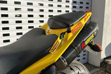 Yamaha YZF R1 YZF R1 SWAN RACING 21