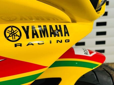 Yamaha YZF R1 YZF R1 SWAN RACING 