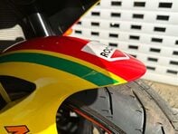 Yamaha YZF R1 YZF R1 SWAN RACING 24