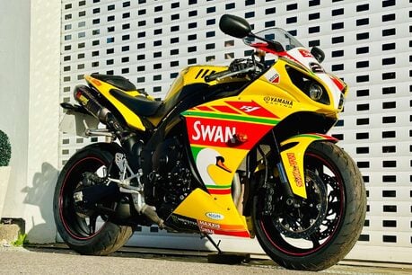 Yamaha YZF R1 YZF R1 SWAN RACING 30