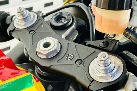 Yamaha YZF R1 YZF R1 SWAN RACING 34