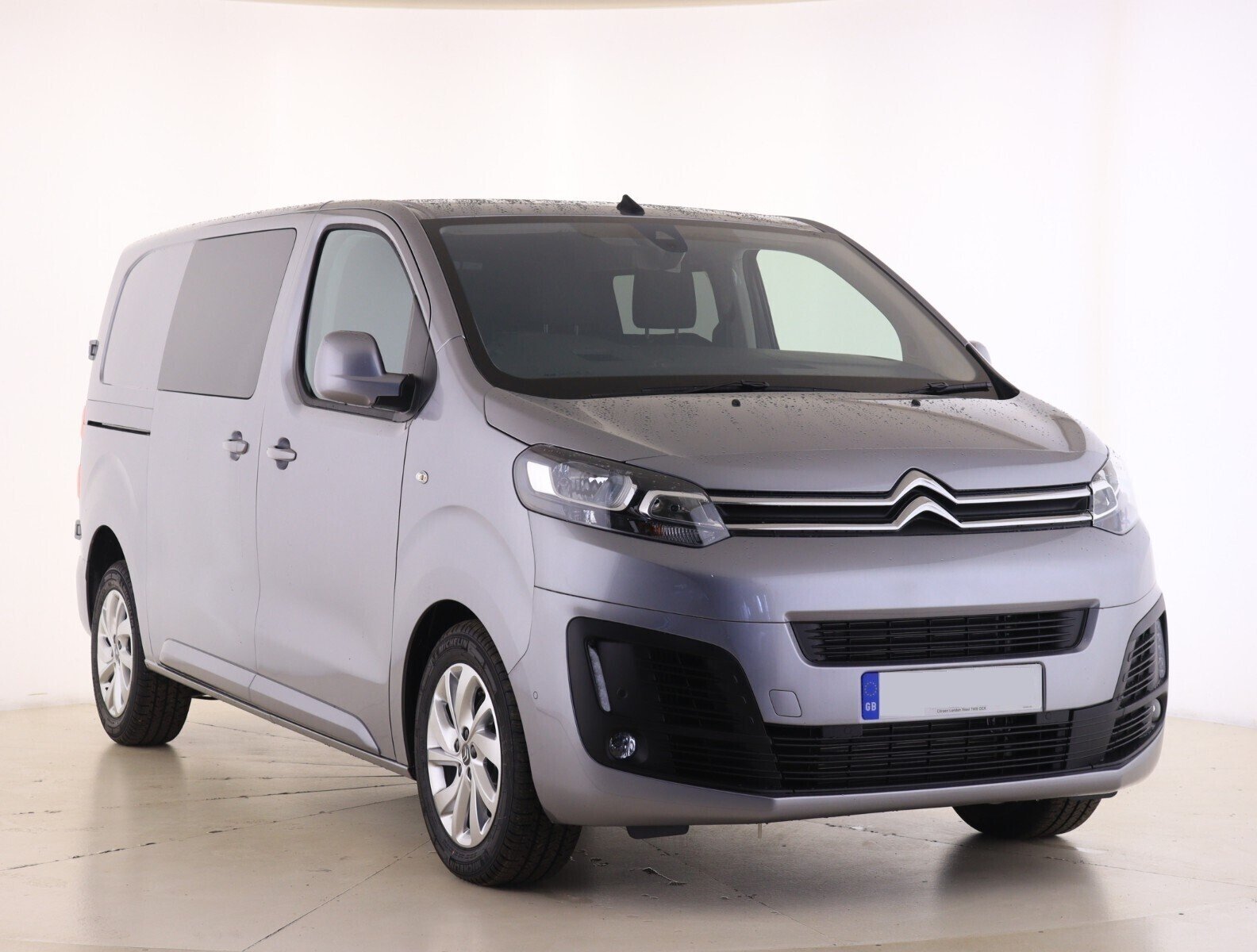 Citroen dispatch crew store van