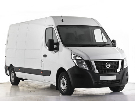 Used Nissan Interstar for sale in Sutton | Loads Of Vans
