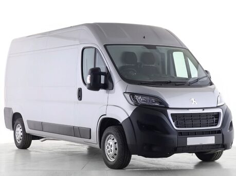 Peugeot Boxer 2.2 BlueHDi L3H2 Professional Premium+ 140ps