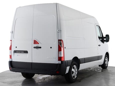 Renault Master MM33dCi 135 Advance Medium Roof Van 4