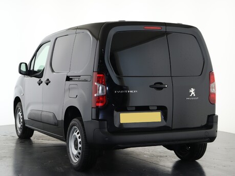 Peugeot Partner Standard 1000 1.5 BlueHDi 100 Professional Premium Van 9