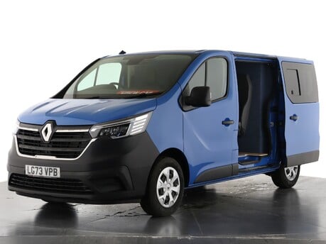 Renault Trafic SL28 Blue dCi 130 Business Crew Van Conversion 1