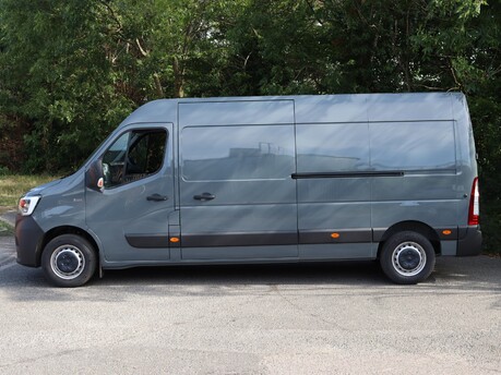 Renault Master LM35 Blue dCi 150 Start Medium Roof 6