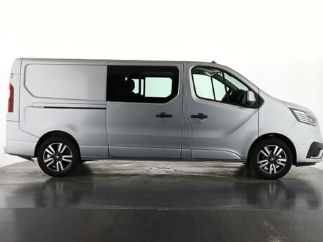 Renault Trafic LL30 Blue dCi 150 Extra Sport Crew Van 5