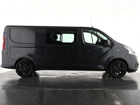 Renault Trafic LL30 ENERGY dCi 170 Black Edition Crew Van EDC 4