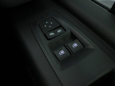 Renault Master LM35 Blue dCI 130 Advance Medium Roof 19