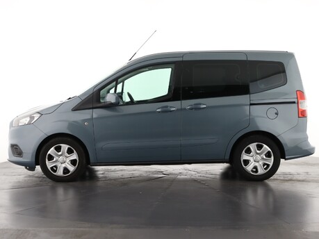 Ford Tourneo Courier Ford Tourneo Courier Zetec 7