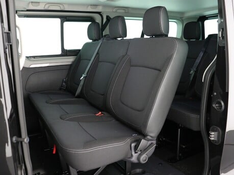 Renault Trafic LL30 Blue dCi 170 Extra [Safety] 9 Seater Minibus EDC 12