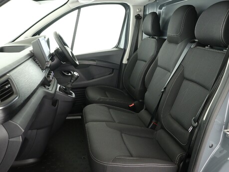 Renault Trafic SL30 Blue dCi 150 Extra [Safety] Van 10