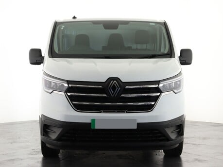 Renault Trafic SL30 90kW 52kWh Advance Van Auto 5