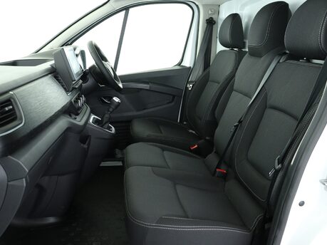 Renault Trafic LL30 Blue dCi 150 Extra Sport [Safety] Van 8