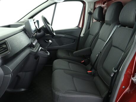 Renault Trafic LL30 Blue dCi 150 Extra Sport [Safety] Van 11