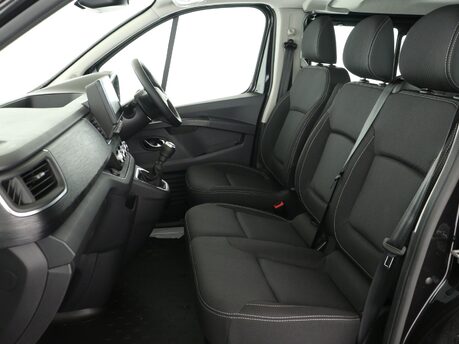 Renault Trafic LL30 Blue dCi 150 Extra Sport [Safety] Crew Van 9