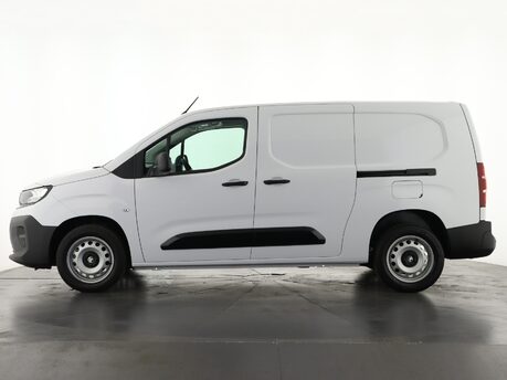 Vauxhall Combo XL 1.5 Turbo D 100ps Prime H1 Van 8