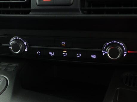 Vauxhall Combo XL 1.5 Turbo D 100ps Prime H1 Van 18