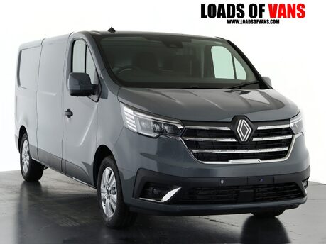 Renault Trafic LL30 Blue dCi 130 Extra [Safety] Van 1
