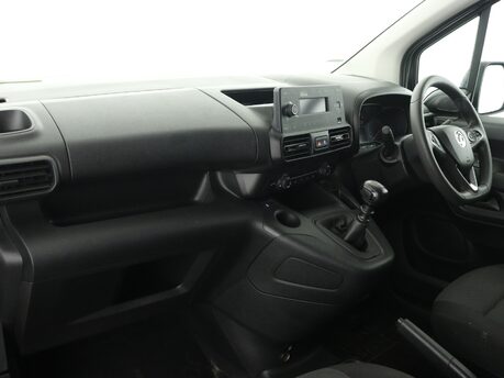 Vauxhall Combo Combo L1 Dynamic 2300 1.5 (100PS) TD 10