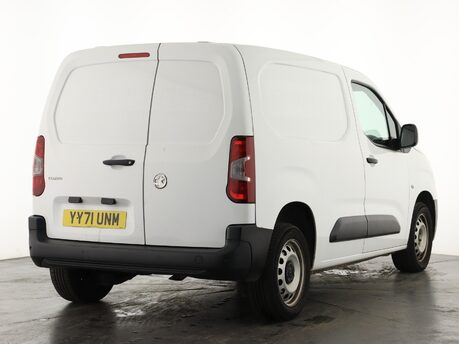 Vauxhall Combo Combo L1 Dynamic 2300 1.5 (100PS) TD 3