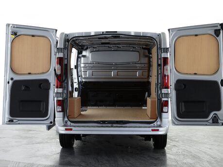 Renault Trafic SL30 Blue dCi 150 Extra Sport [Safety] Van 2