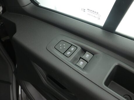 Renault Master MM35 Blue dCi 150 Advance Medium Roof 23