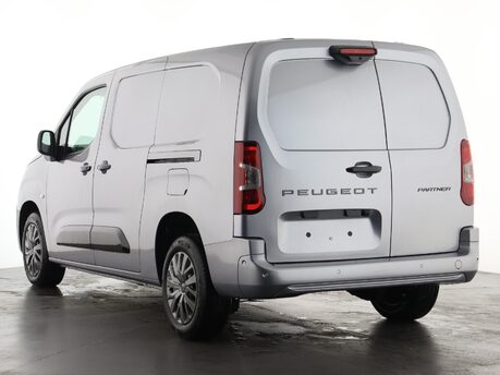 Peugeot Partner Long 1.5 BlueHDi 130 Asphalt Auto EAT8 9