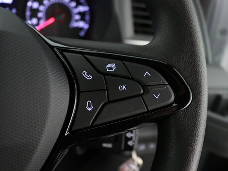 Renault Master LM35 Blue dCi 150 Advance Medium Roof Van 18