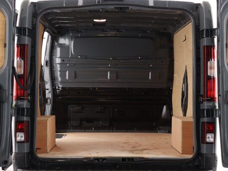 Renault Trafic LL30 Blue dCi 150 Extra Sport [Safety] Van 3