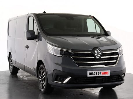 Renault Trafic LL30 Blue dCi 150 Extra Sport [Safety] Van 1