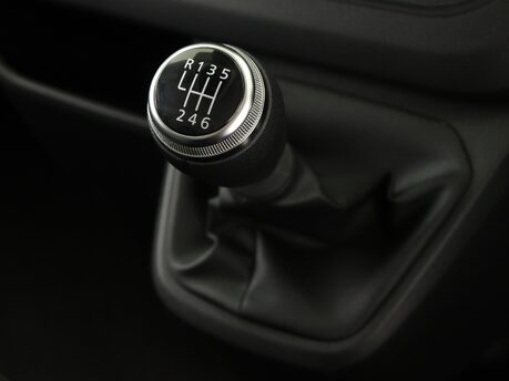 Renault Trafic LL30 Blue dCi 130 Advance [Safety] Crew Van 19