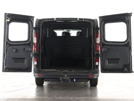 Renault Trafic SL27 ENERGY dCi 125 Sport Nav Crew Van 2