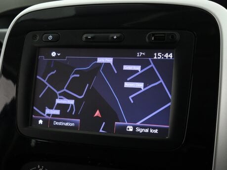 Renault Trafic SL27 ENERGY dCi 125 Sport Nav Crew Van 16