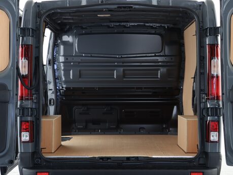 Renault Trafic SL30 Blue dCi 130 Advance [Safety] Van 3